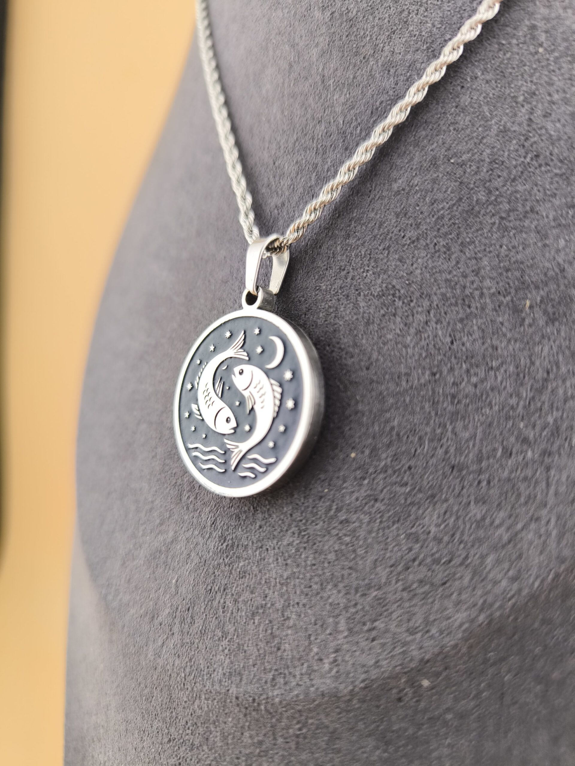 Pisces zodiac necklace - blue - Obrázok 6