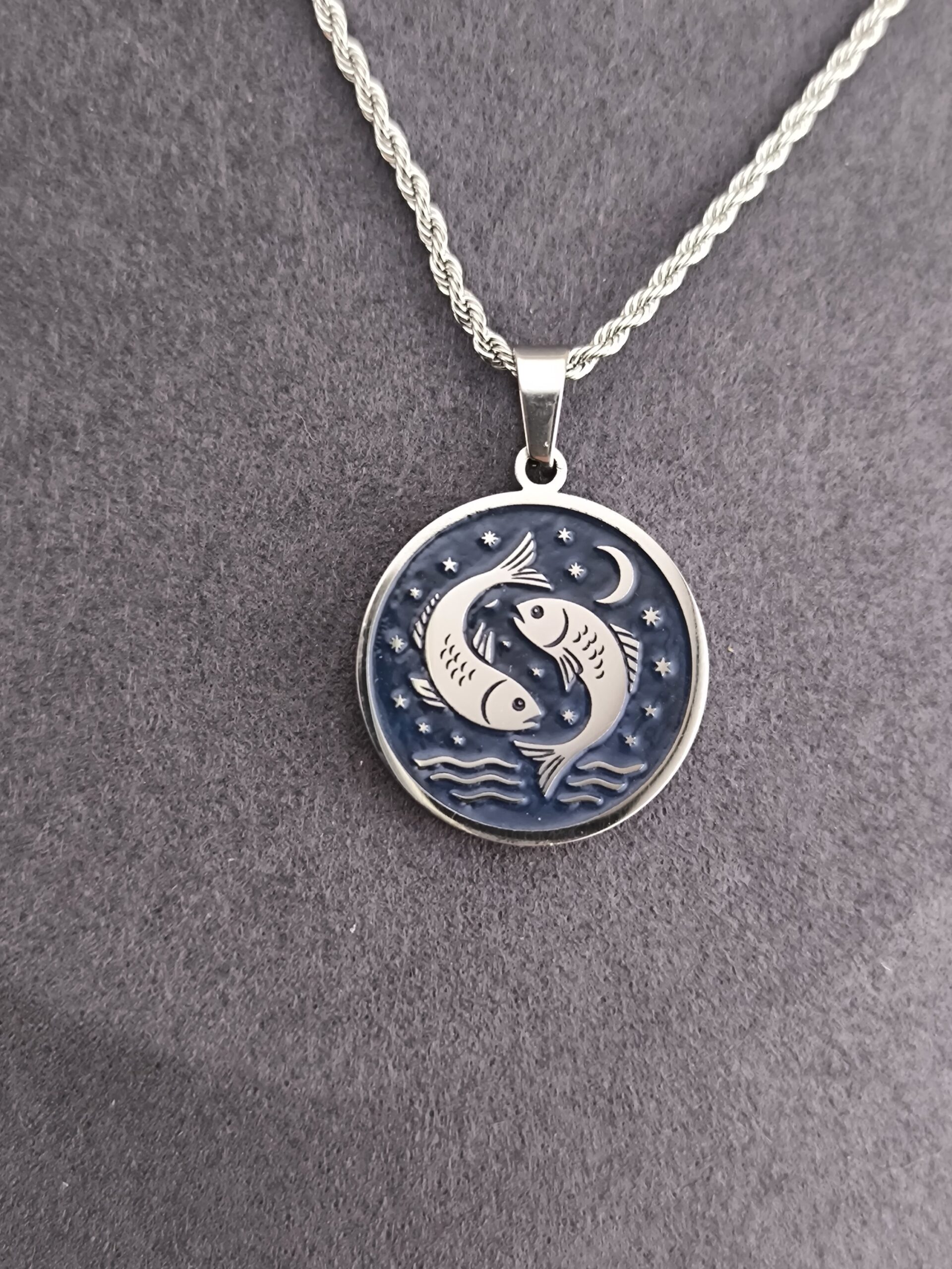 Pisces zodiac necklace - blue
