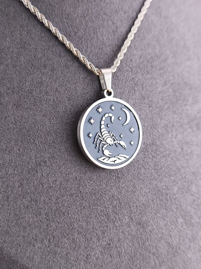 Scorpio zodiac necklace - blue - Obrázok 4