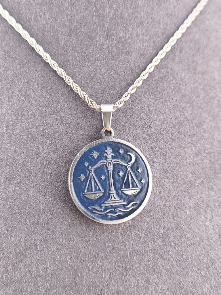 Libra zodiac necklace - blue - Imagen 3
