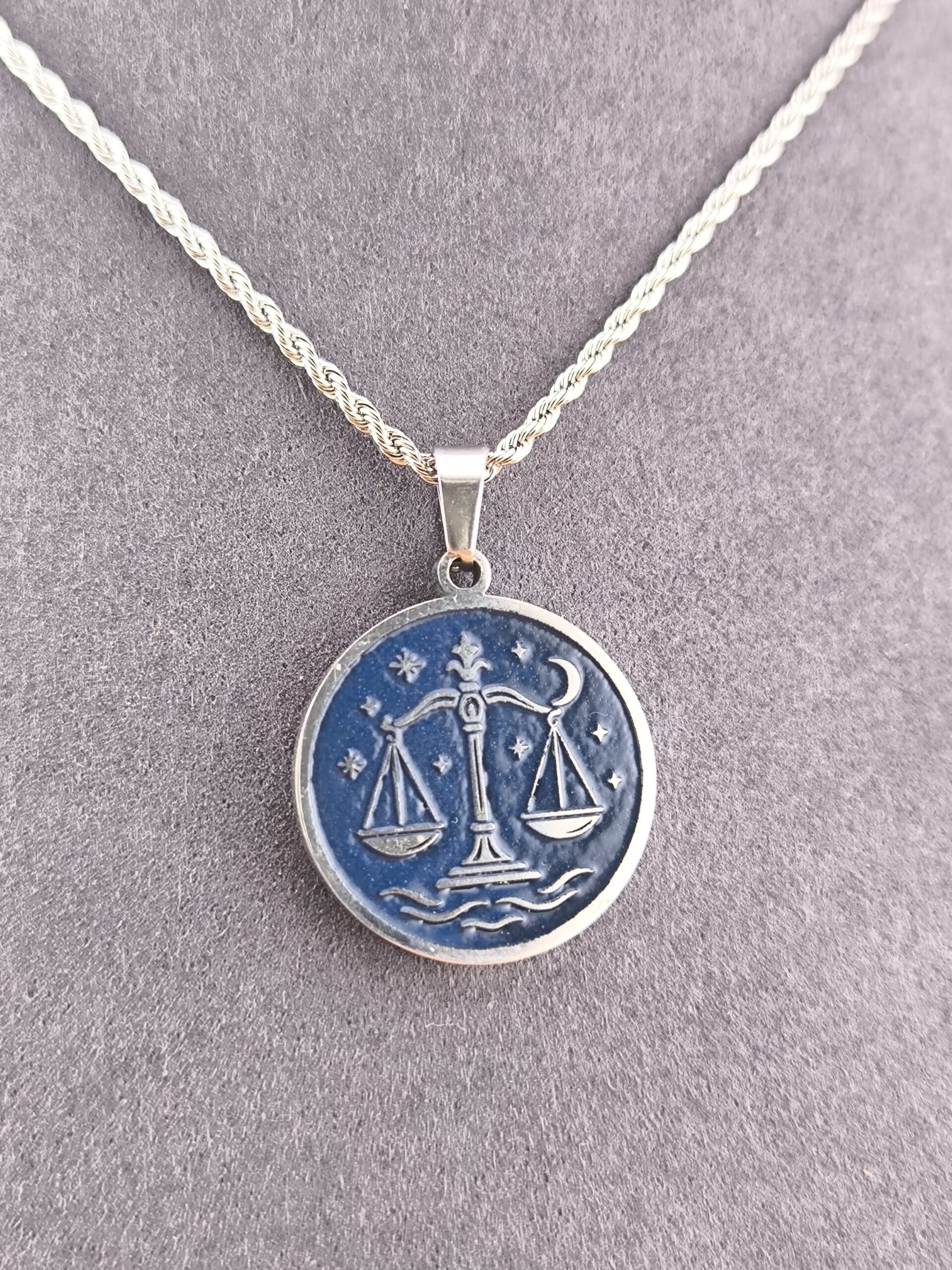 Libra zodiac necklace - blue - Imagen 3