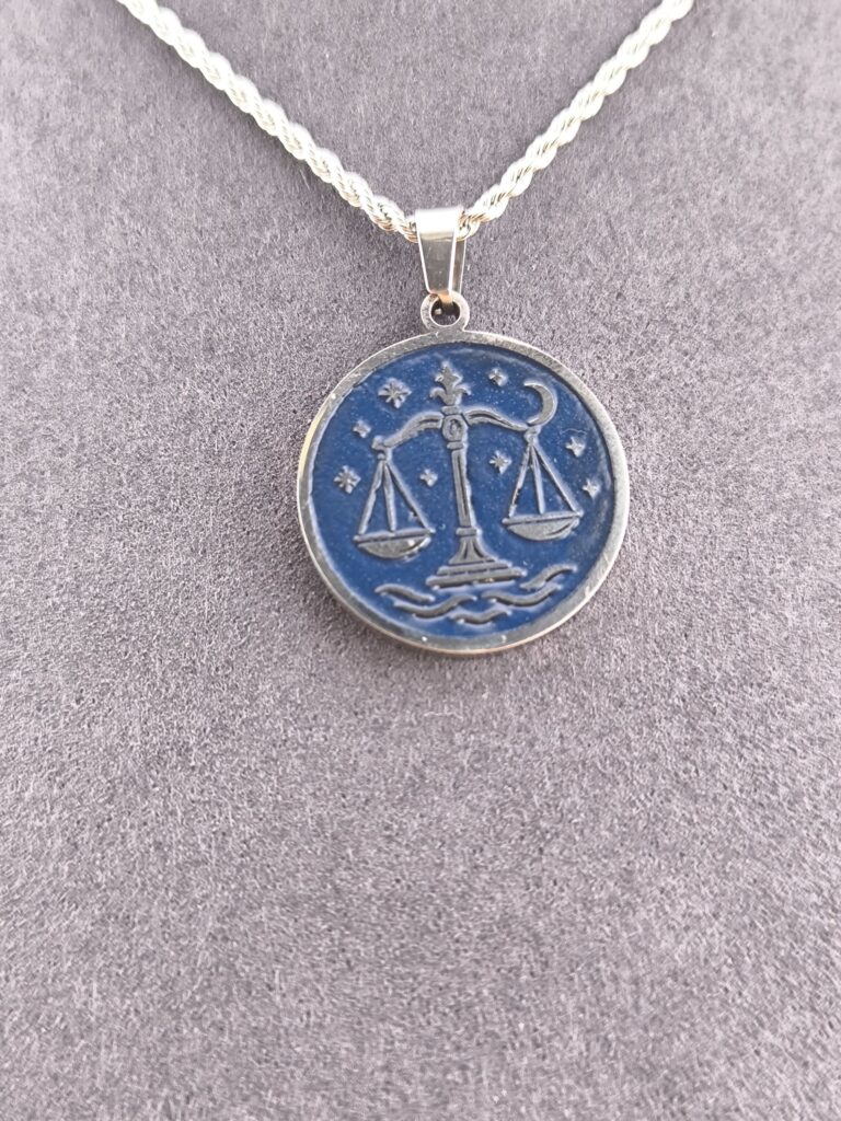Libra zodiac necklace - blue - Imagen 9