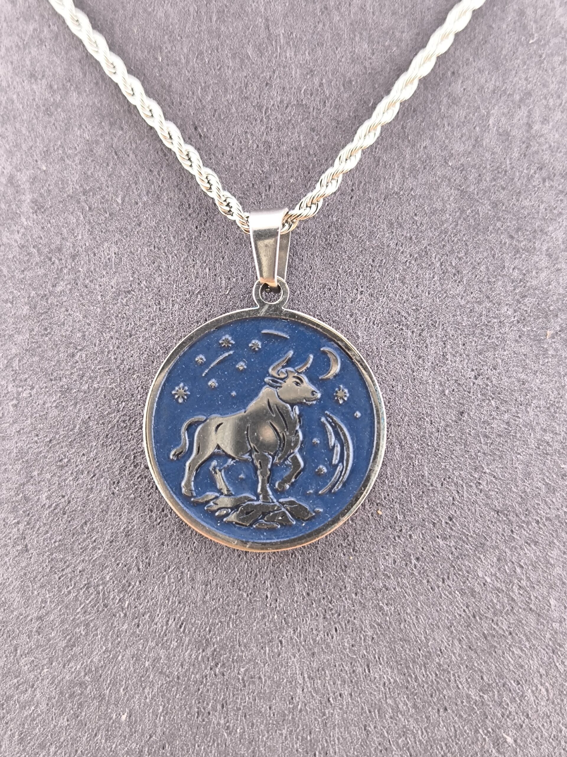 Taurus zodiac necklace - blue - Immagine 10