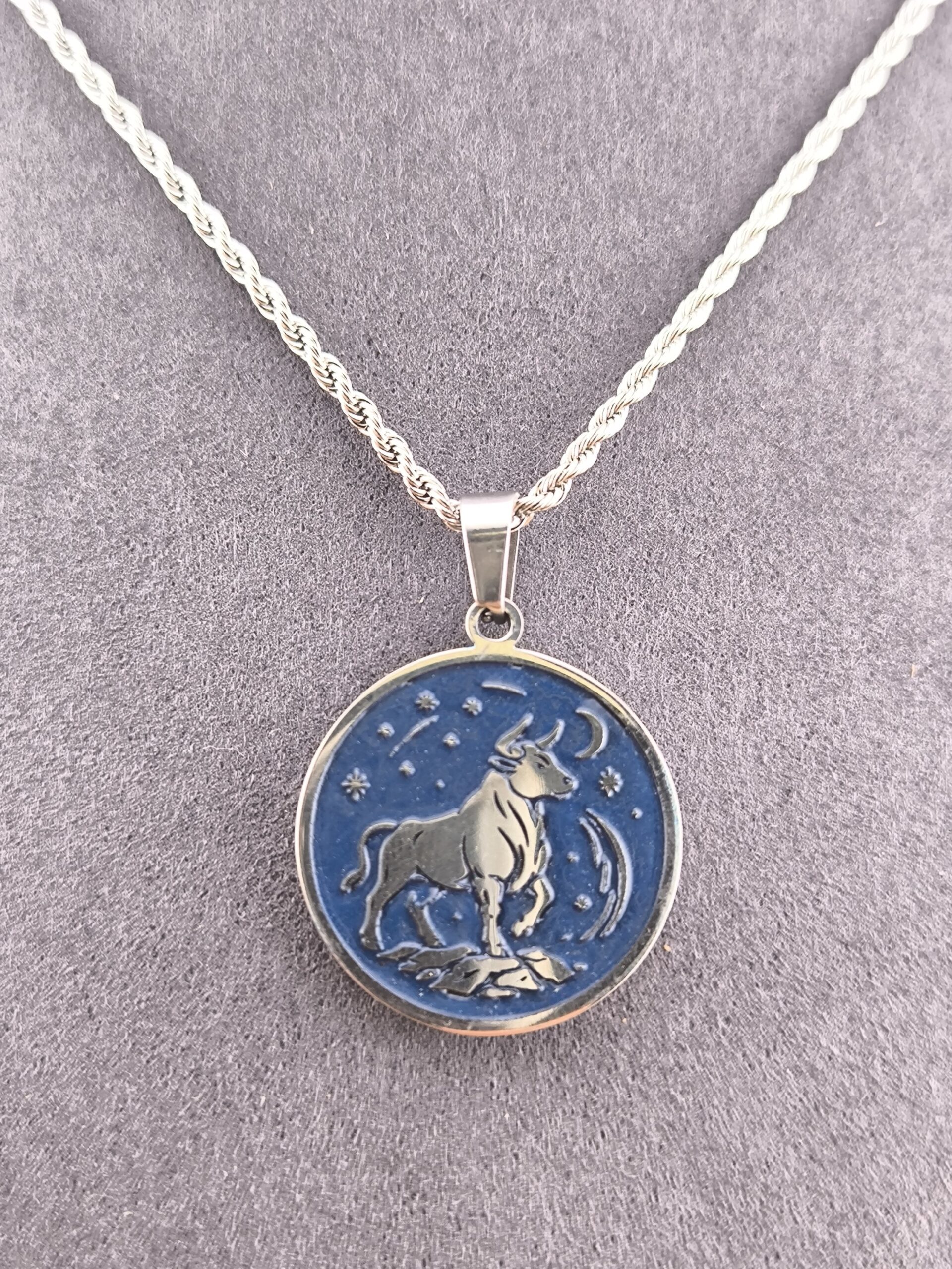 Taurus zodiac necklace - blue - Immagine 11