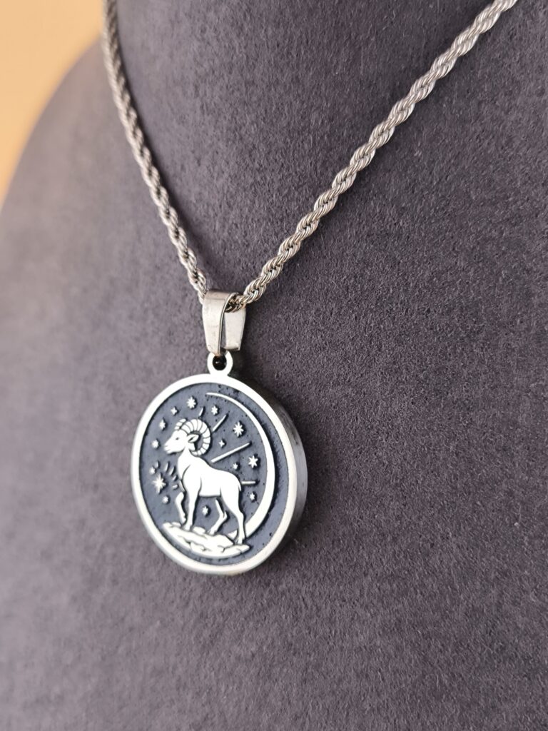 Aries zodiac necklace - blue - Image 3