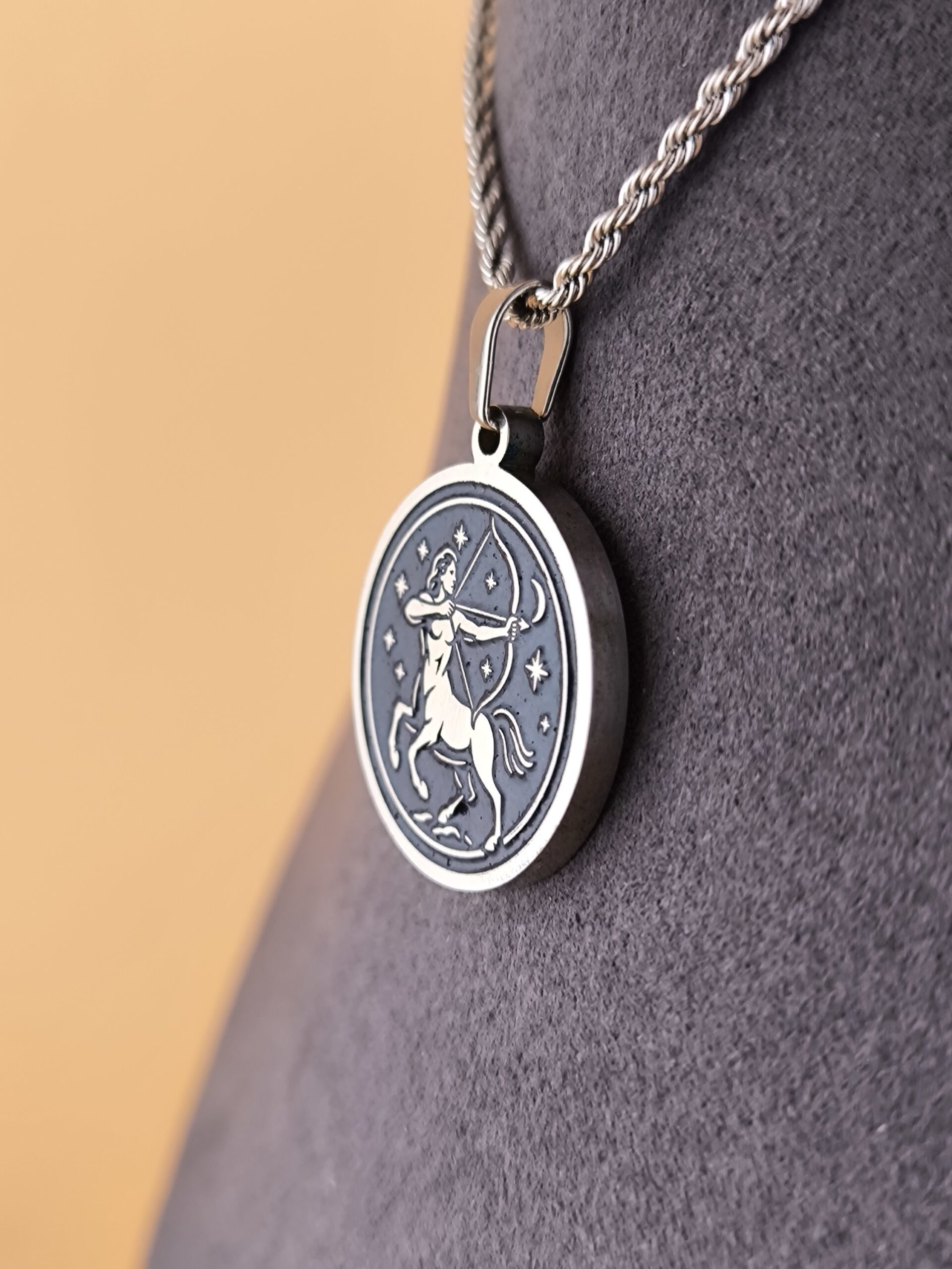 Sagittarius zodiac necklace – blue - Obrázok 7