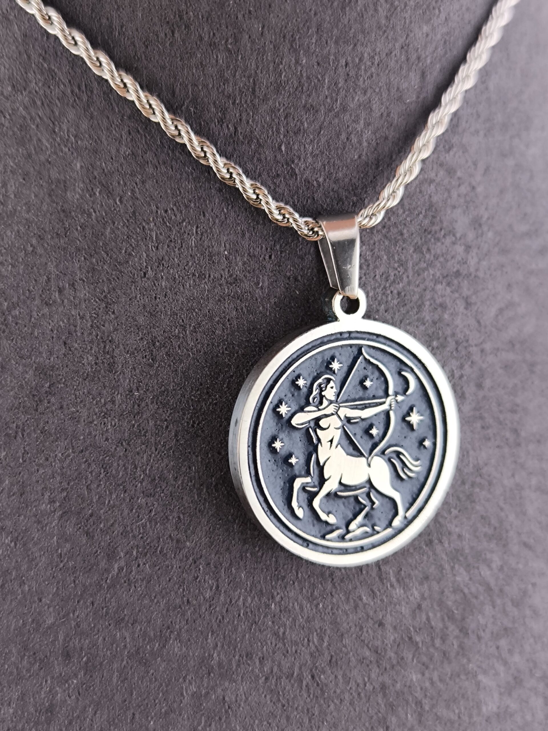 Sagittarius zodiac necklace – blue - Obrázok 8