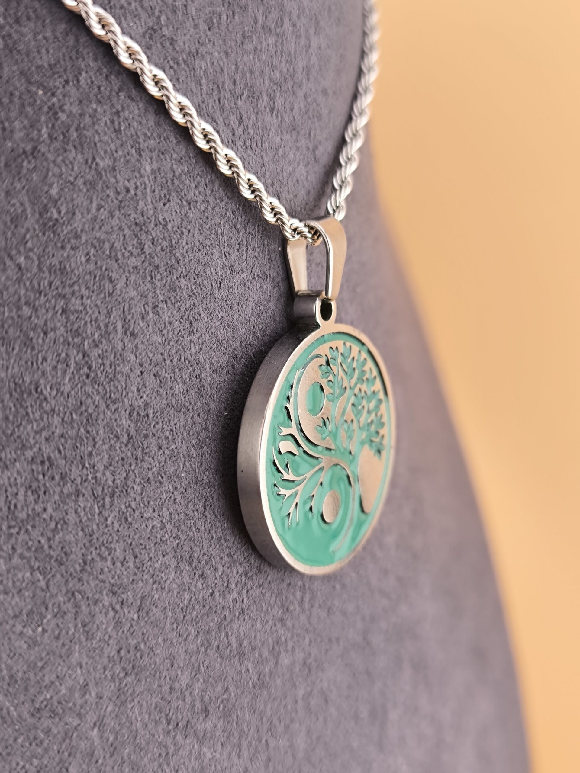 Tree of Life and Yin-Yang necklace – Turquoise Edition - Imagen 5