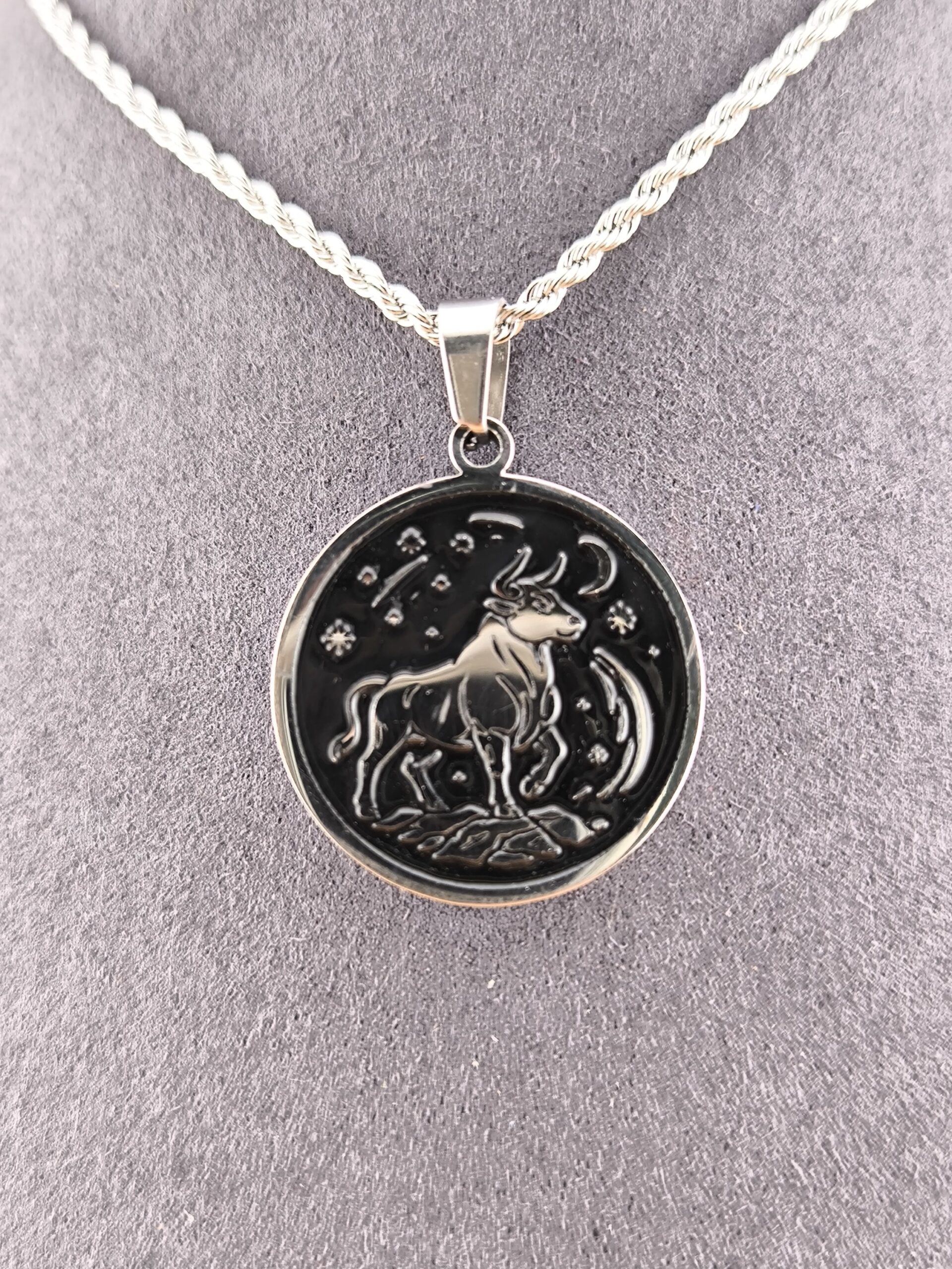 Taurus zodiac necklace - black