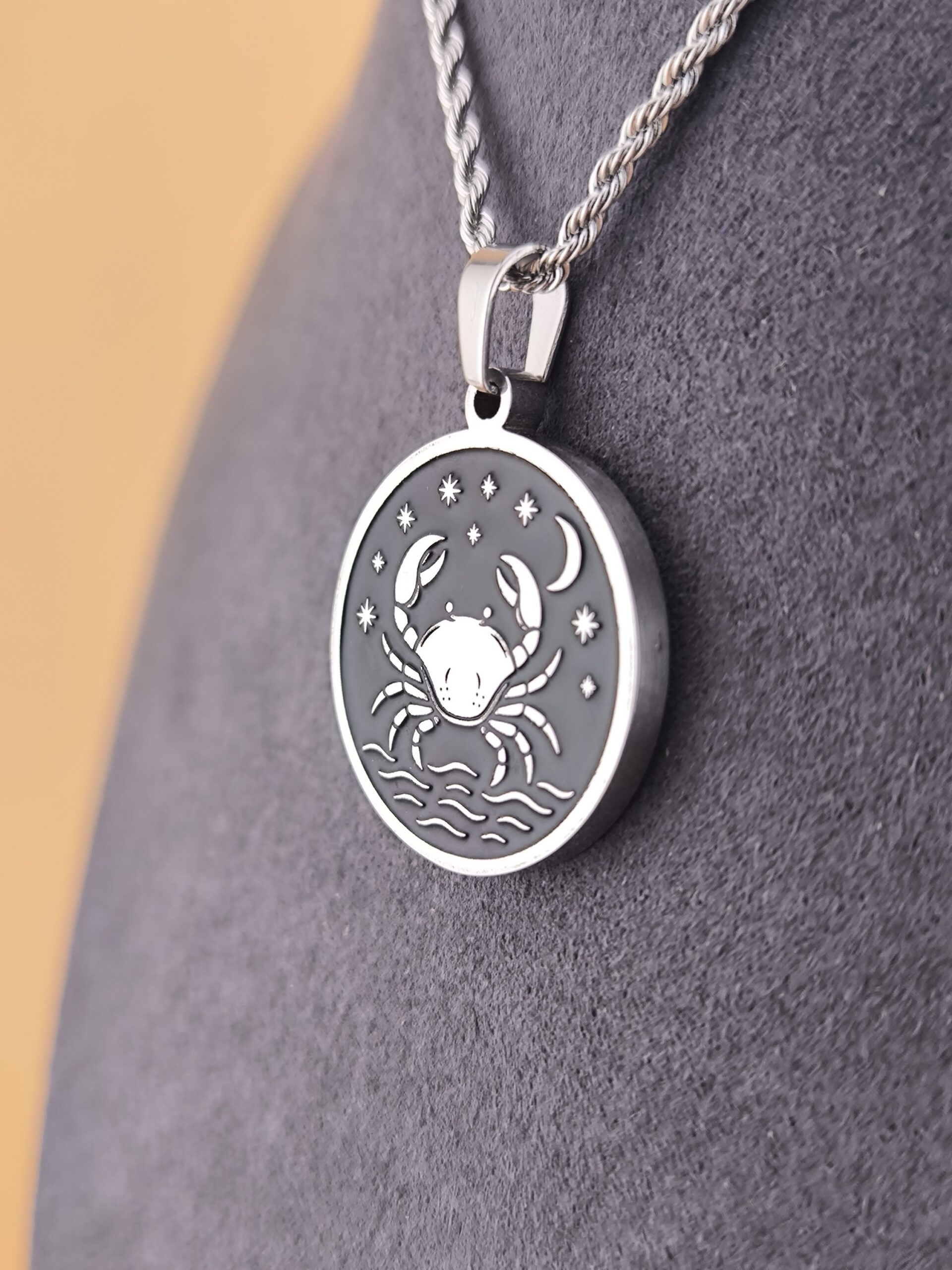 Cancer zodiac necklace – black - Image 8