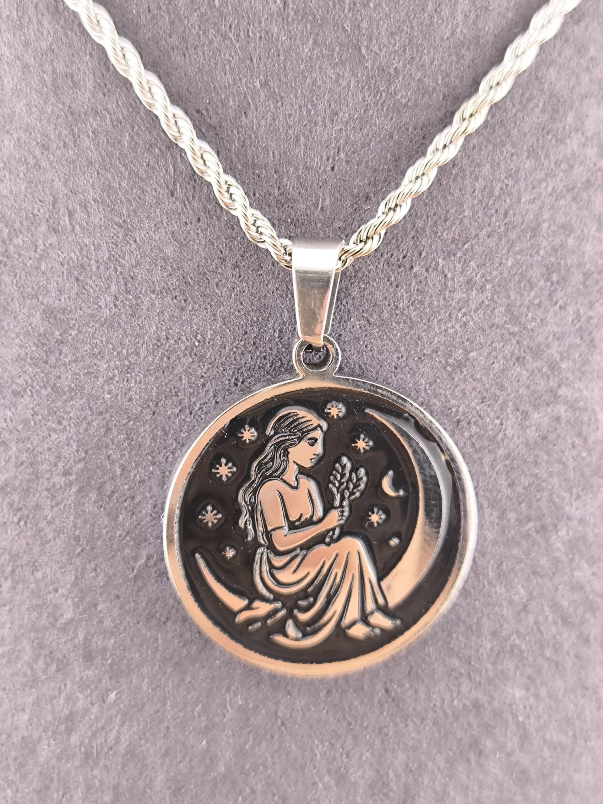 Virgo zodiac necklace – black