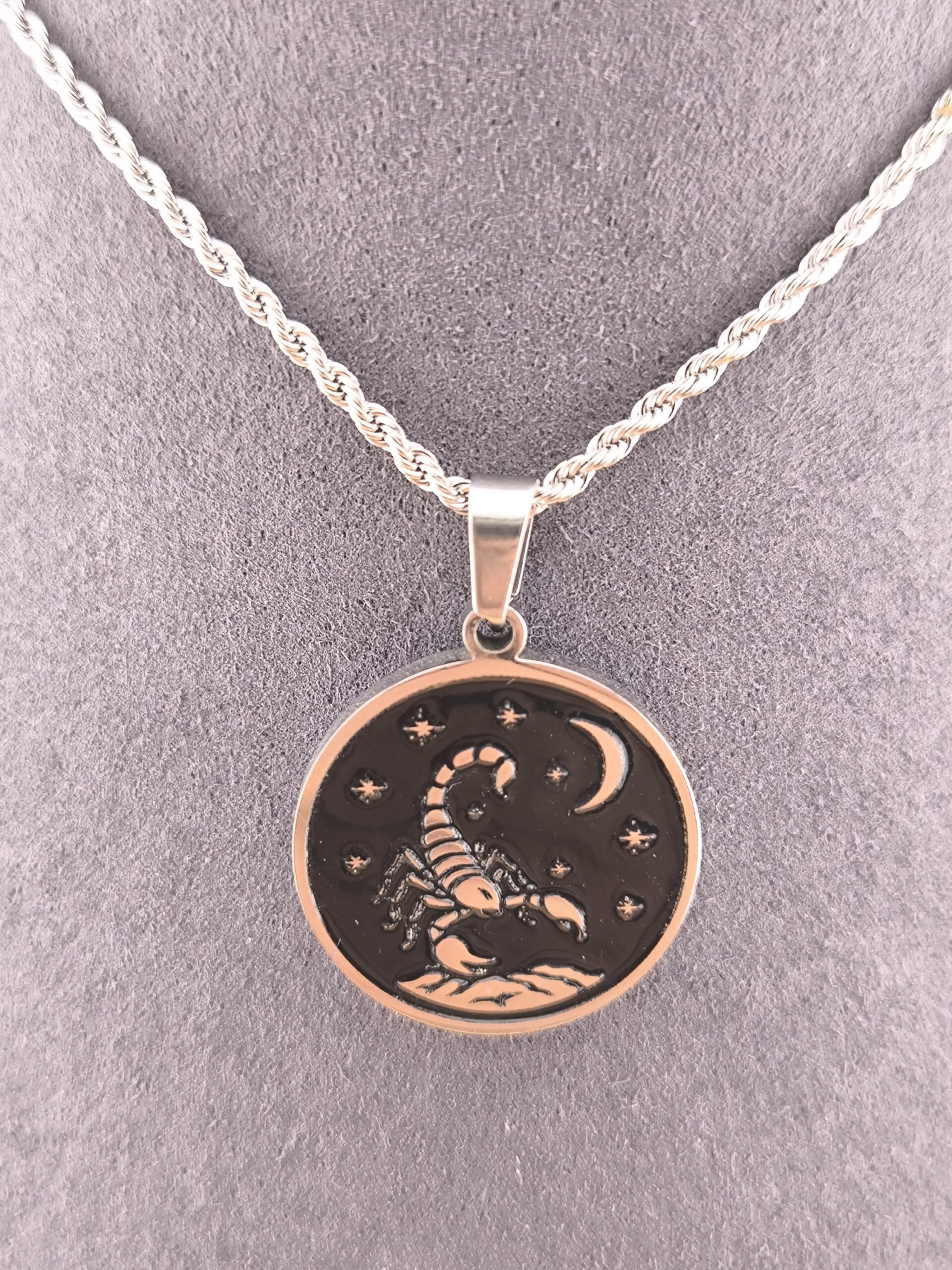 Scorpio zodiac necklace – black