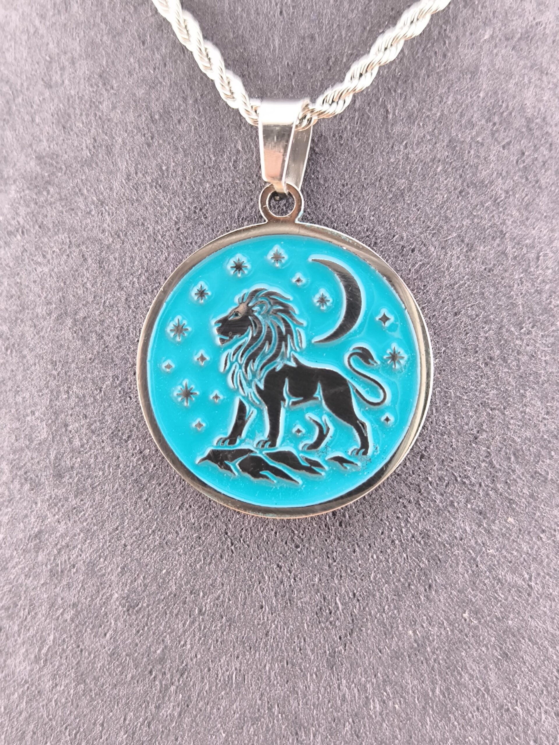 Leo zodiac necklace -turquoise - Imagen 2