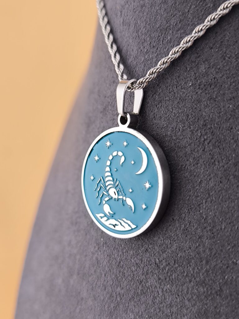 Scorpio zodiac necklace -turquoise - Imagen 3