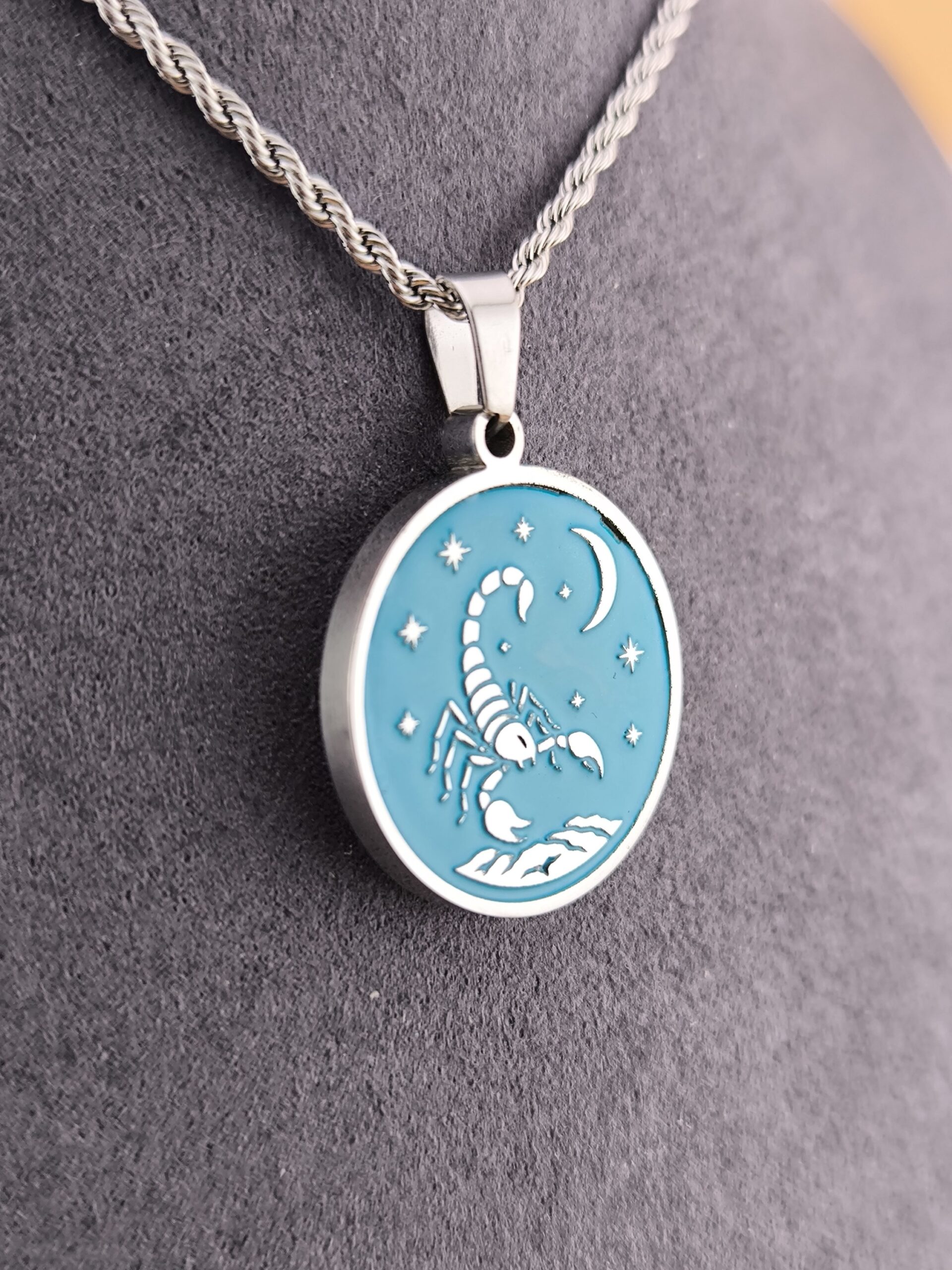 Scorpio zodiac necklace -turquoise - Imagen 6