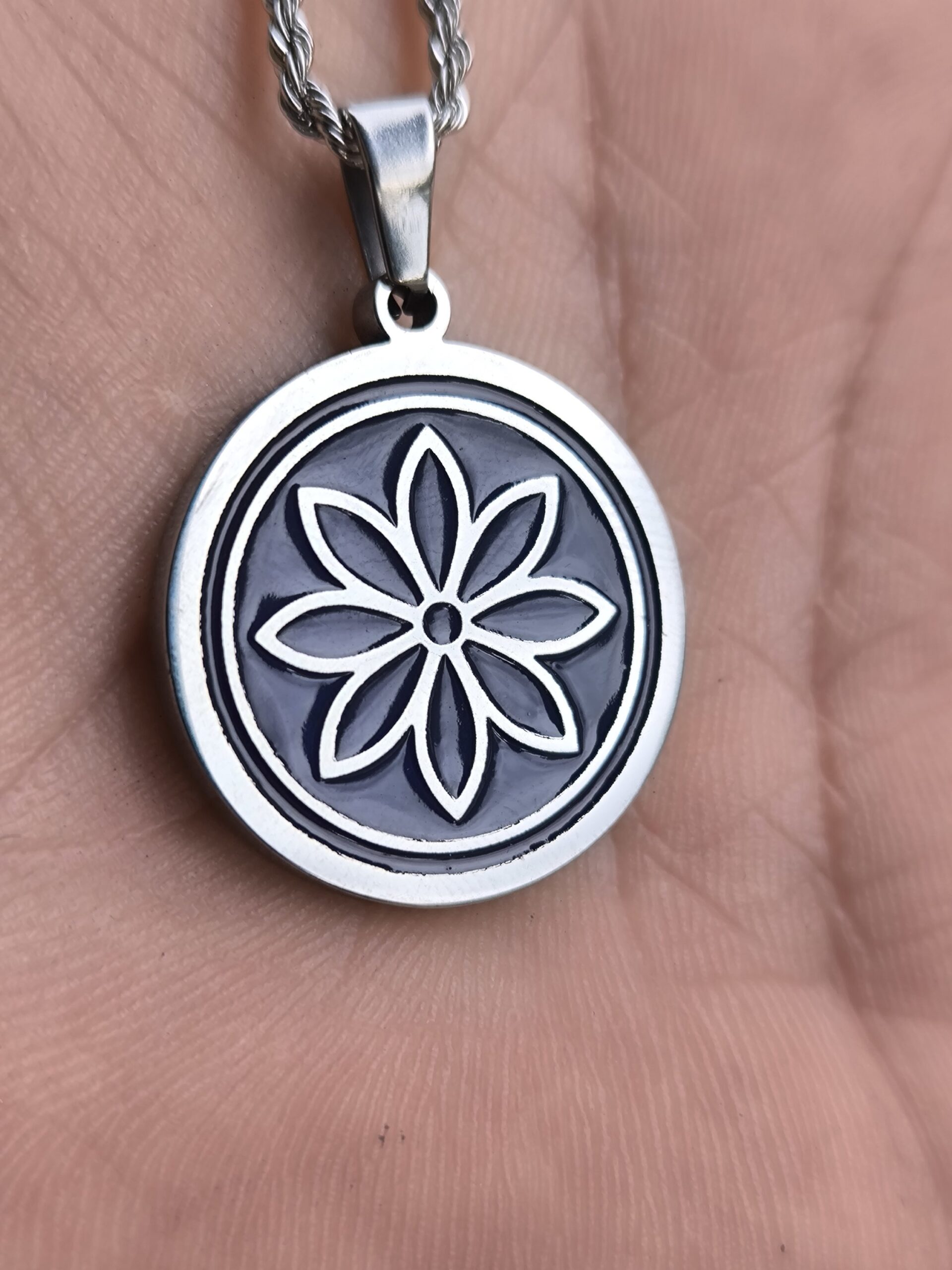 Spišská rozeta necklace