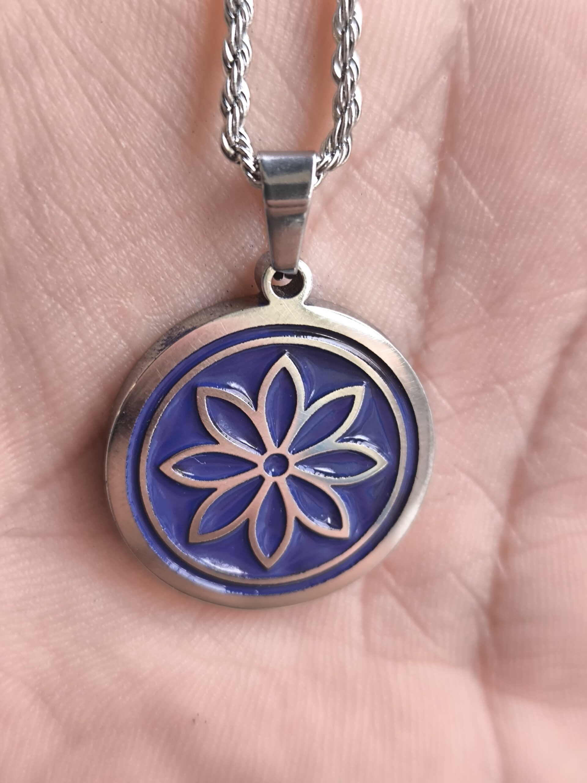 Spišská rozeta necklace - Imagem 4
