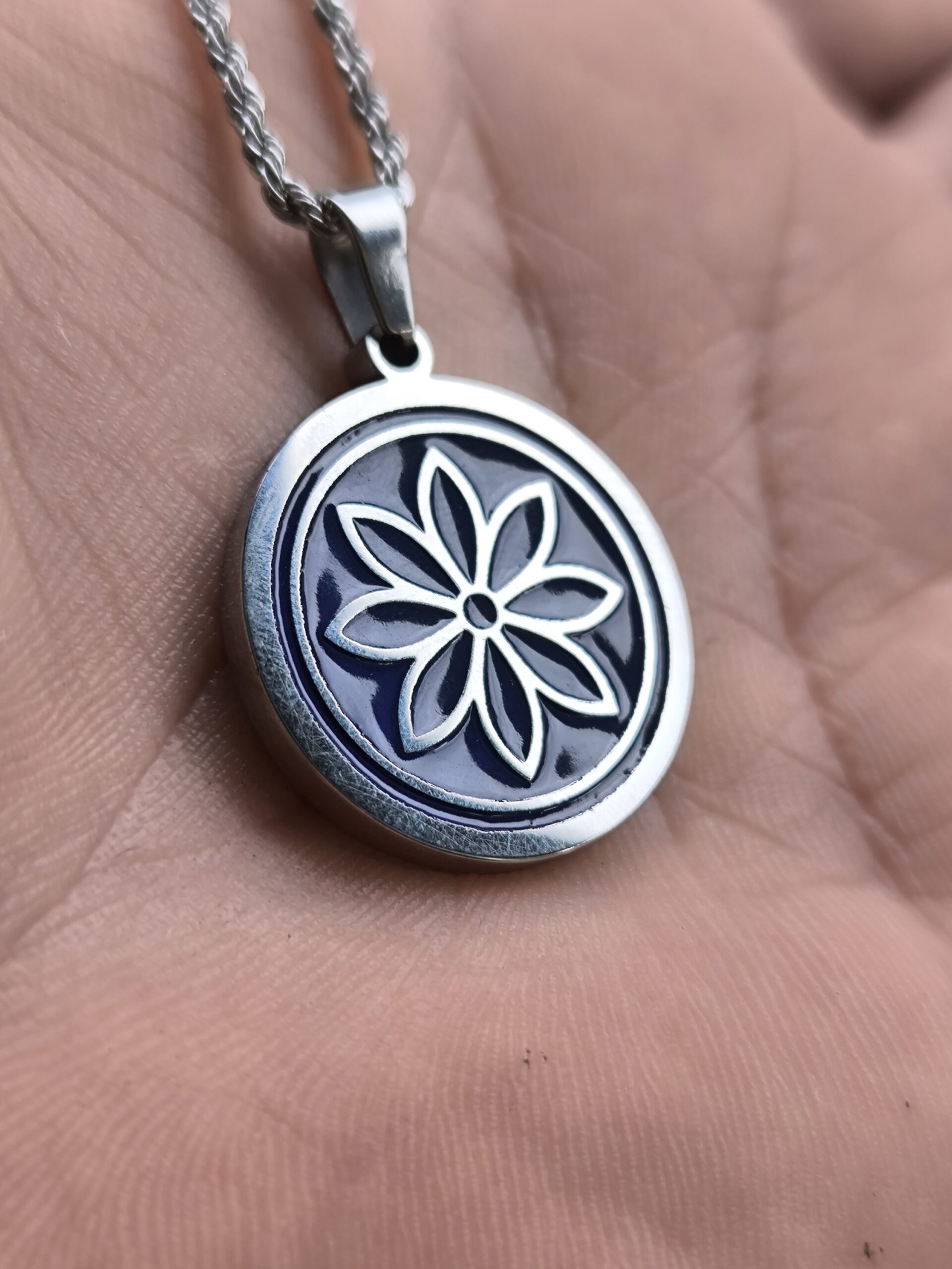 Spišská rozeta necklace - Imagem 3